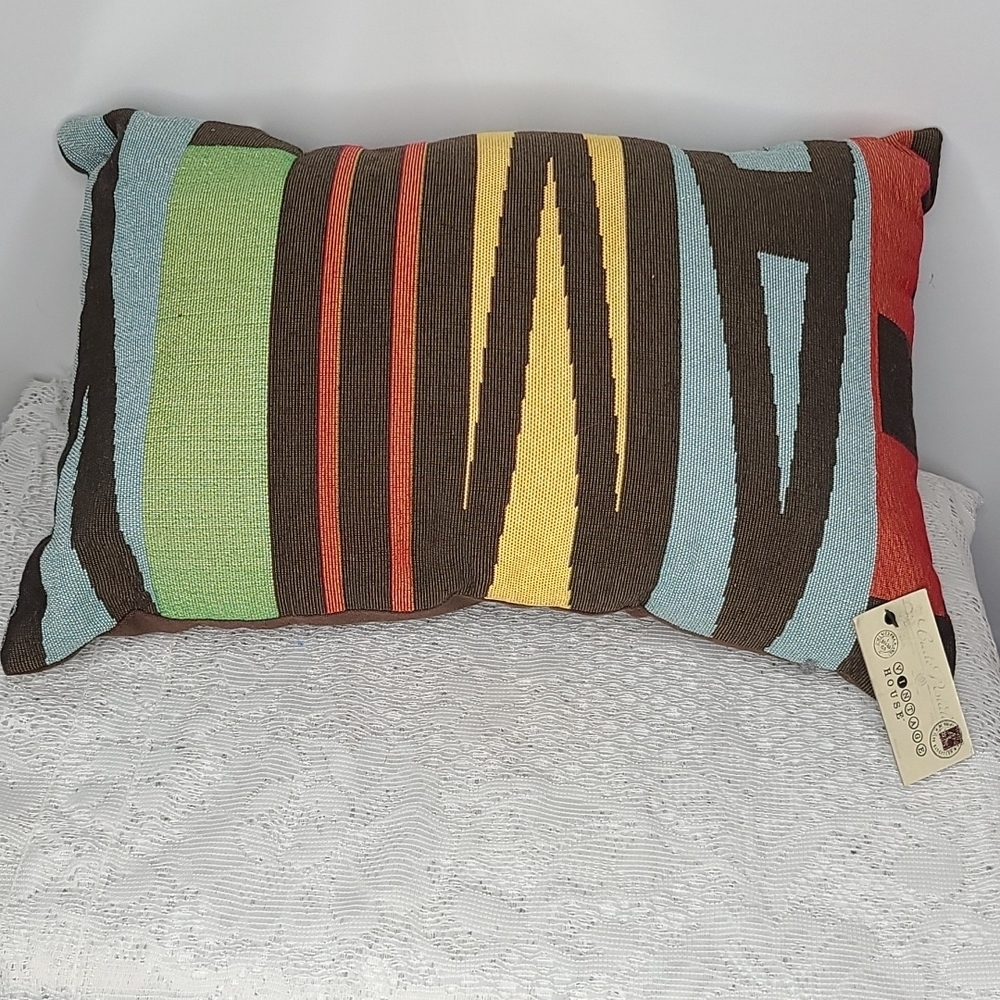 NWT Vintage House decorative couch throw pillow